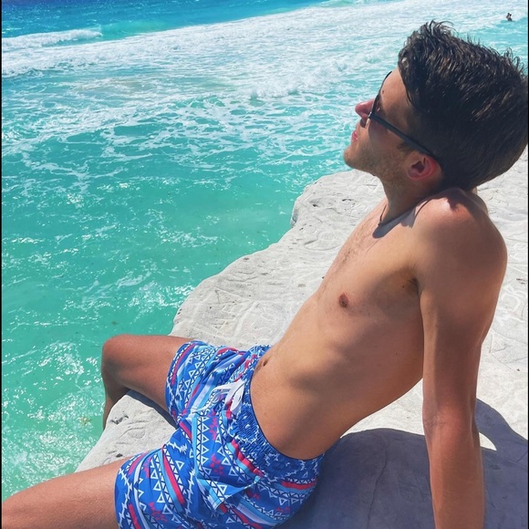 Meet your Posher, Colby - Picture 1 of 1